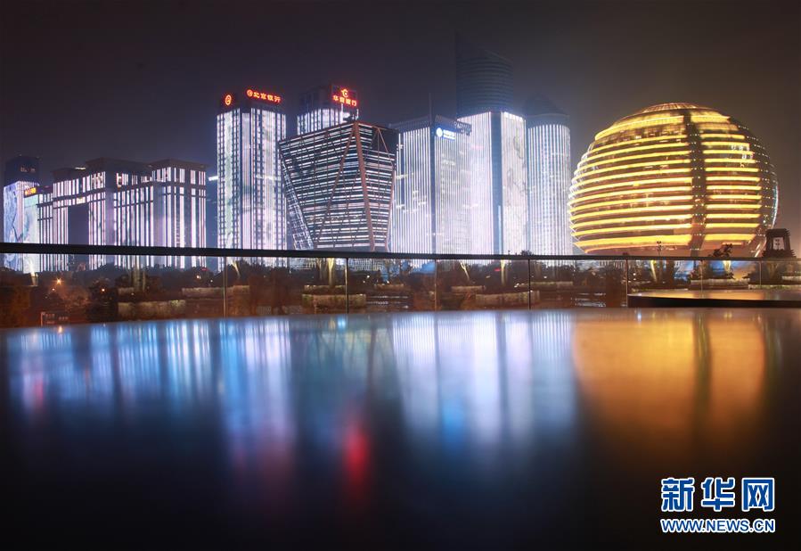 杭州：灯光璀璨迎G20峰会