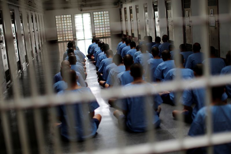 高墙之内：探访泰国重刑犯监狱