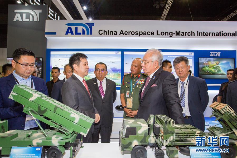 中国军工亮相马来西亚亚洲防务展