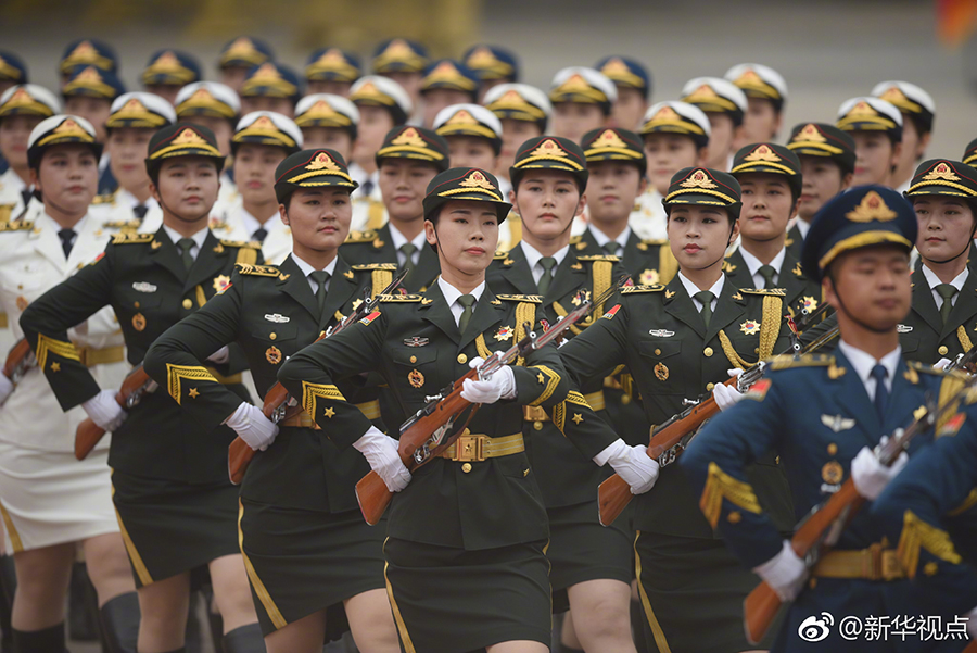 国事访问欢迎仪式改革 女兵方阵亮相