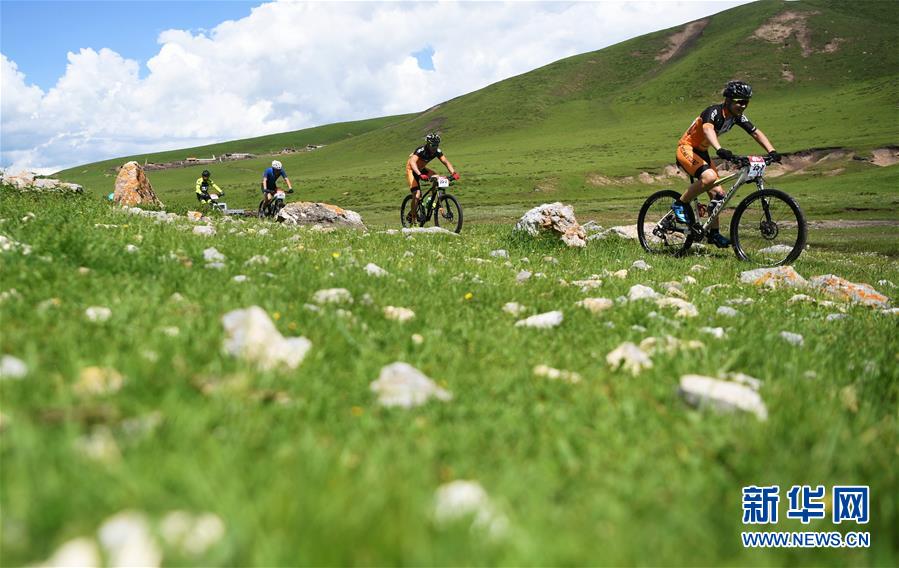 自行车——甘南藏地传奇自行车赛开赛