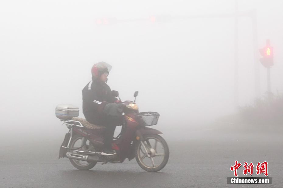 北京遭遇今年入冬以来最严重大气污染