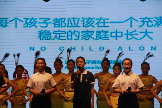 中国SOS儿童村首个开放日 展示成果接受监督
